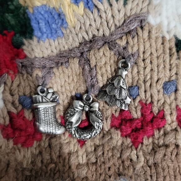 Ugly Christmas Sweater Santa Claus Vintage Northern Isles Tree Wreath Size Large - Picture 5 of 14